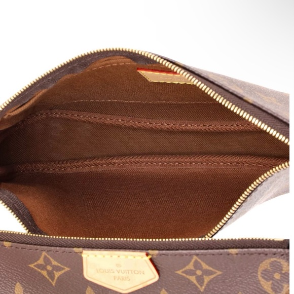 LOUIS VUITTON Monogram Multi Pochette - Picture 3 of 7
